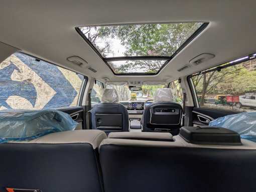 Kia Carens Clavis Boot space