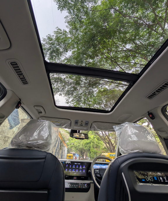 Kia Carens Clavis Boot space